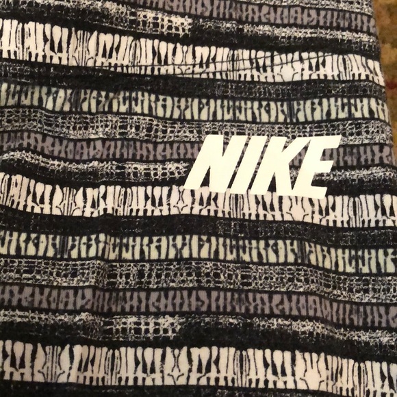 Nike leg a see leggings bundle Small - Picture 2 of 4